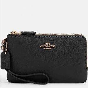 NWT Coach Corner Zip Wristlet BLACK